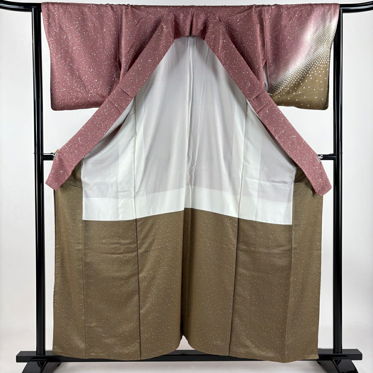 【庫存清倉】 付下 身長157.5cm 袖長64.5cm M 雙層 落款有 霞 幾何學 絞染 金彩裝飾 紅紫 純蠶絲 優品級