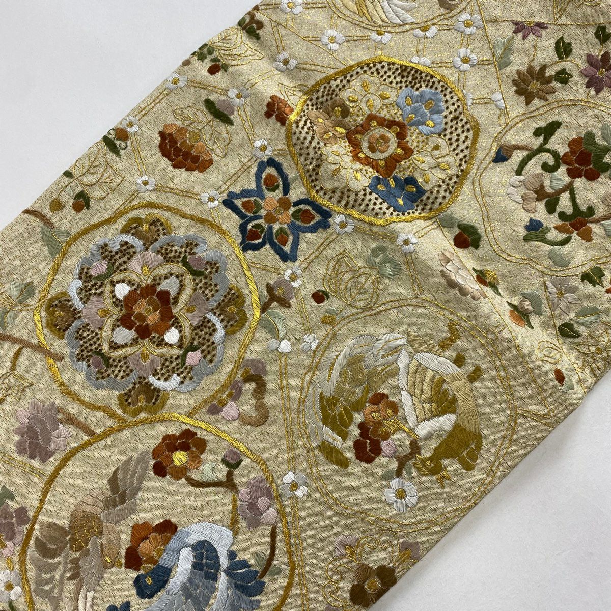 【庫存清倉】 袋帶 逸品級 鏡裏文 花鳥 刺繡 金線 米色 六通 純蠶絲