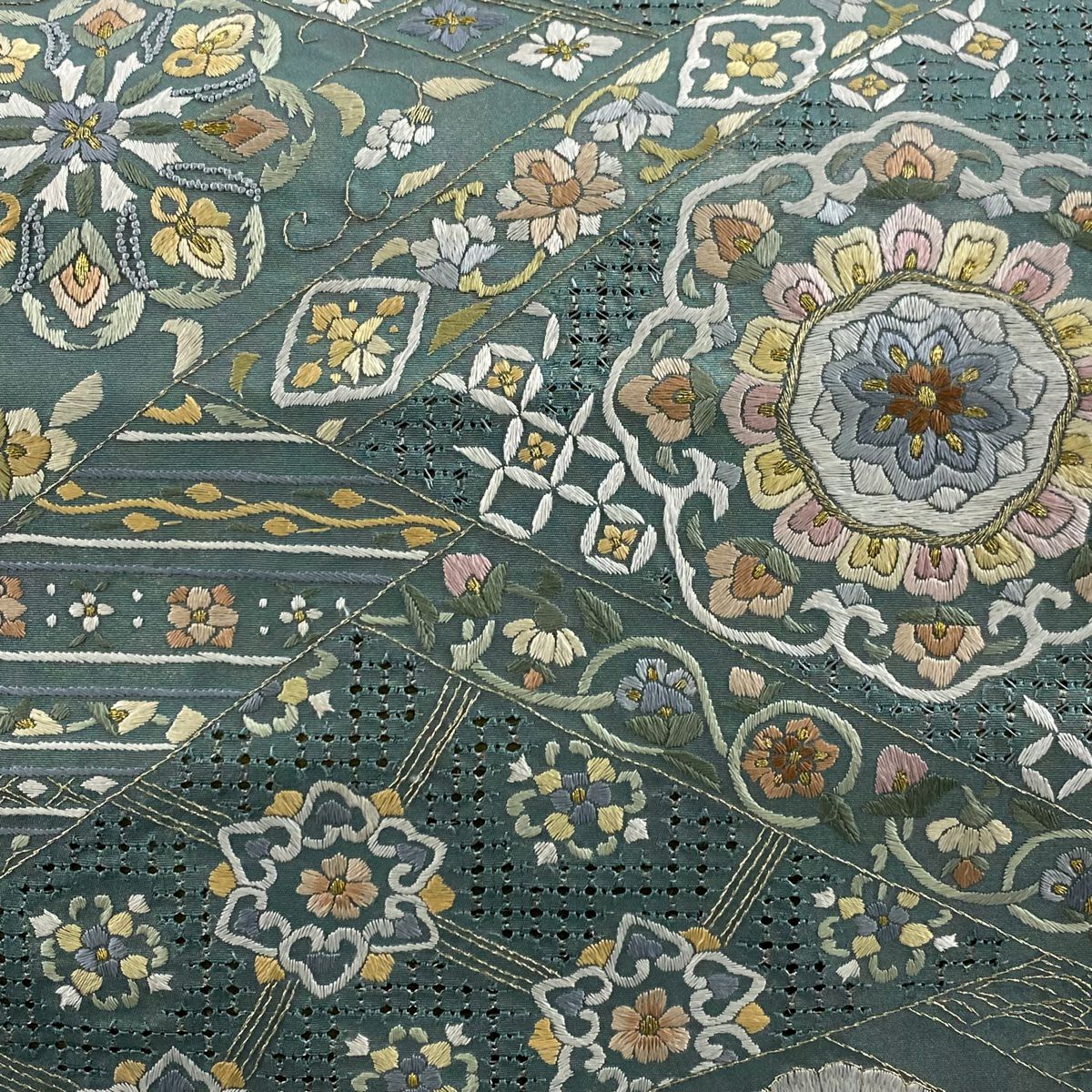 【庫存清倉】 袋帶 美品 逸品級 華紋 寶物滿載 刺繡 金金箔 綠 六通 純蠶絲