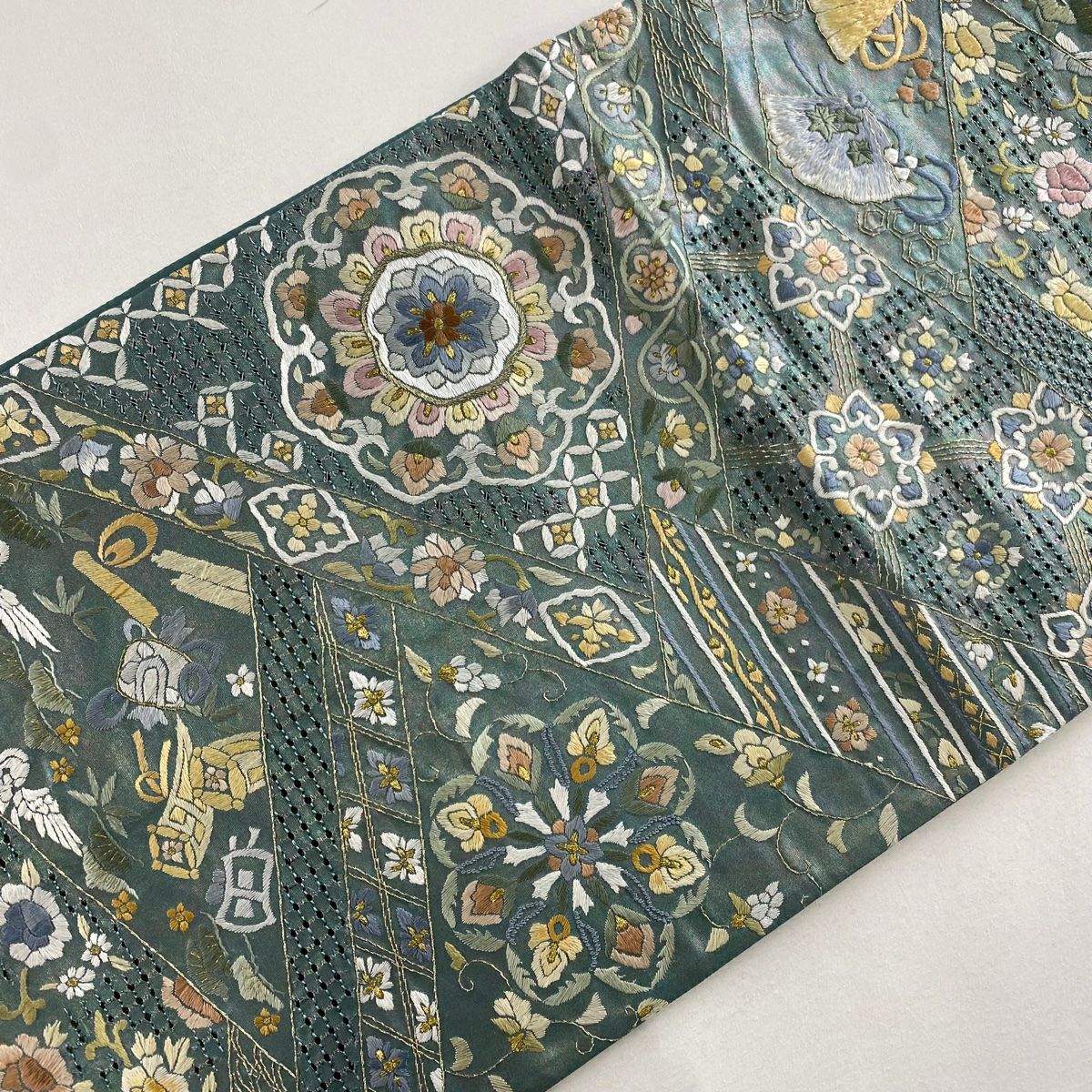 【庫存清倉】 袋帶 美品 逸品級 華紋 寶物滿載 刺繡 金金箔 綠 六通 純蠶絲