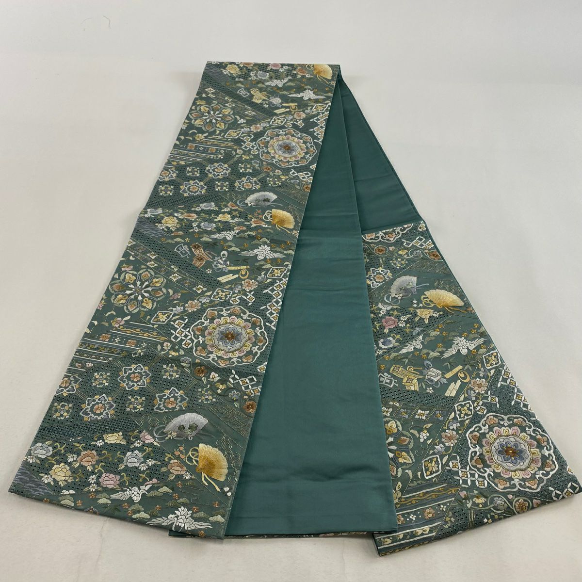 【庫存清倉】 袋帶 美品 逸品級 華紋 寶物滿載 刺繡 金金箔 綠 六通 純蠶絲