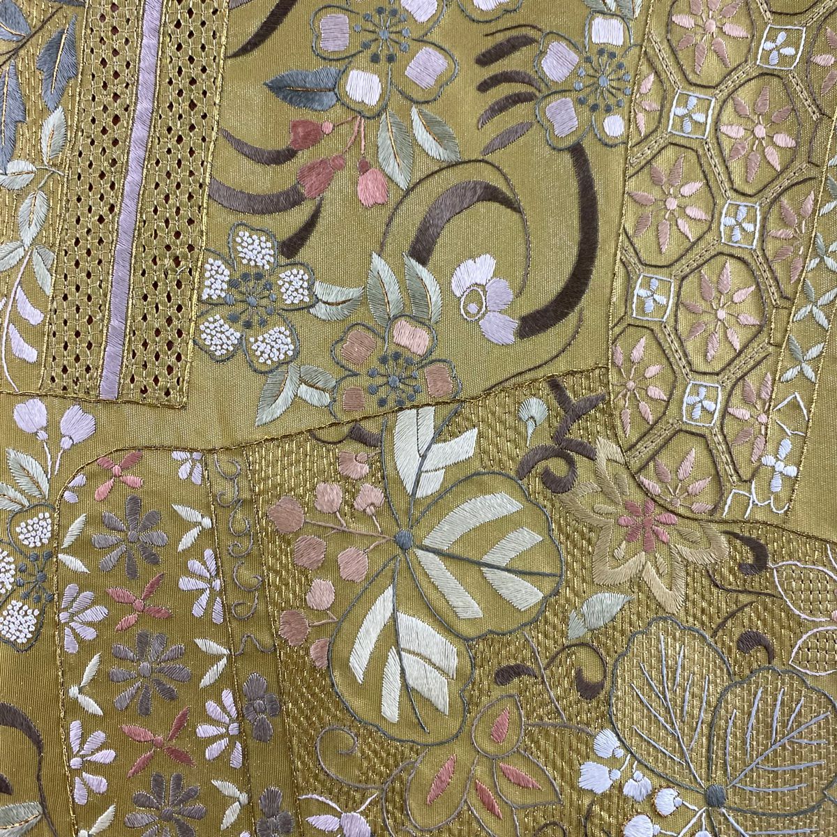 【庫存清倉】 袋帶 美品 逸品級 草花紋紋 流水刺繡 金絲 茶綠 六通 純蠶絲