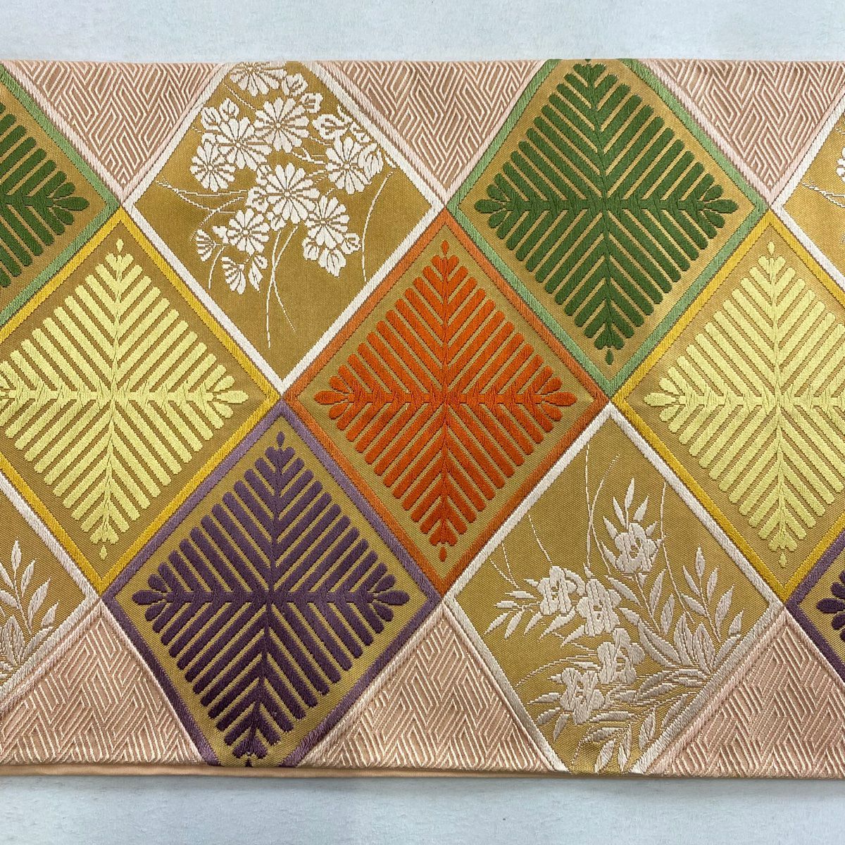 【庫存清倉】 袋帶 美品 秀品級 唐織菱取紋 菊花花 金金箔 鮭粉色 六通 純蠶絲