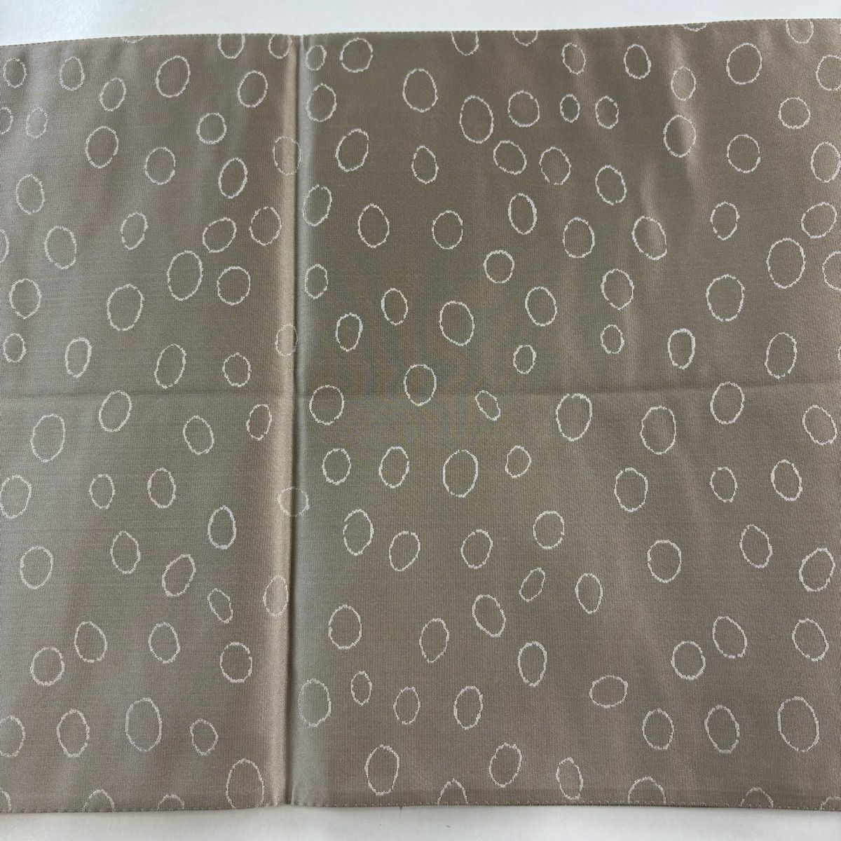 【庫存清倉】 袋帶 美品 逸品級 となみ織物 落款あり となみ帶 四角圖案 圓形圖案 金絲 灰茶 六通 純蠶絲