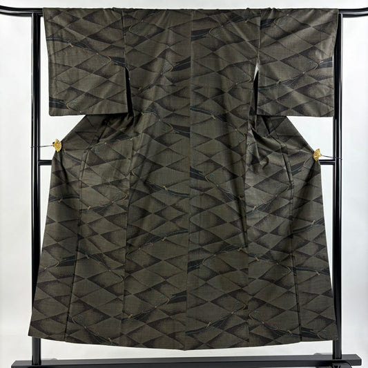 【庫存清倉】 大島紬織 身長151.5cm 袖長63cm S 雙層 純泥染 證書齊全 組紐 菱形 茶綠 純蠶絲 美品 名品級
