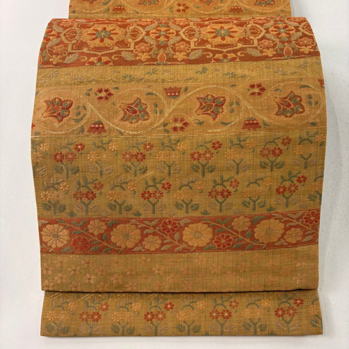 【庫存清倉】 袋帶 美品 秀品級 紬織織 橫段 花唐草紋 金金箔 山吹茶 深藍 六通 純蠶絲