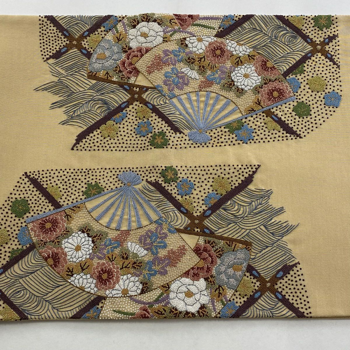 【庫存清倉】 袋帶 逸品級 扇子 草花紋 相良刺繡 金線 淺茶 細鼓圖案 純蠶絲