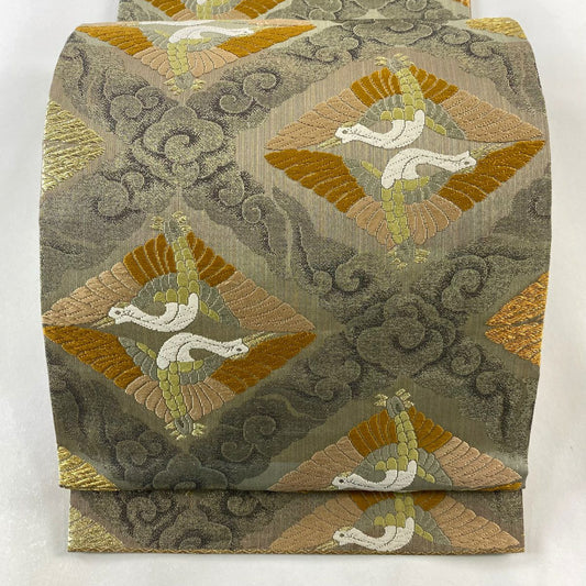 【庫存清倉】 袋帶 美品 逸品級 關西仕立 雛仙鶴 雲紋 刺繡 金金箔 灰茶 六通 純蠶絲