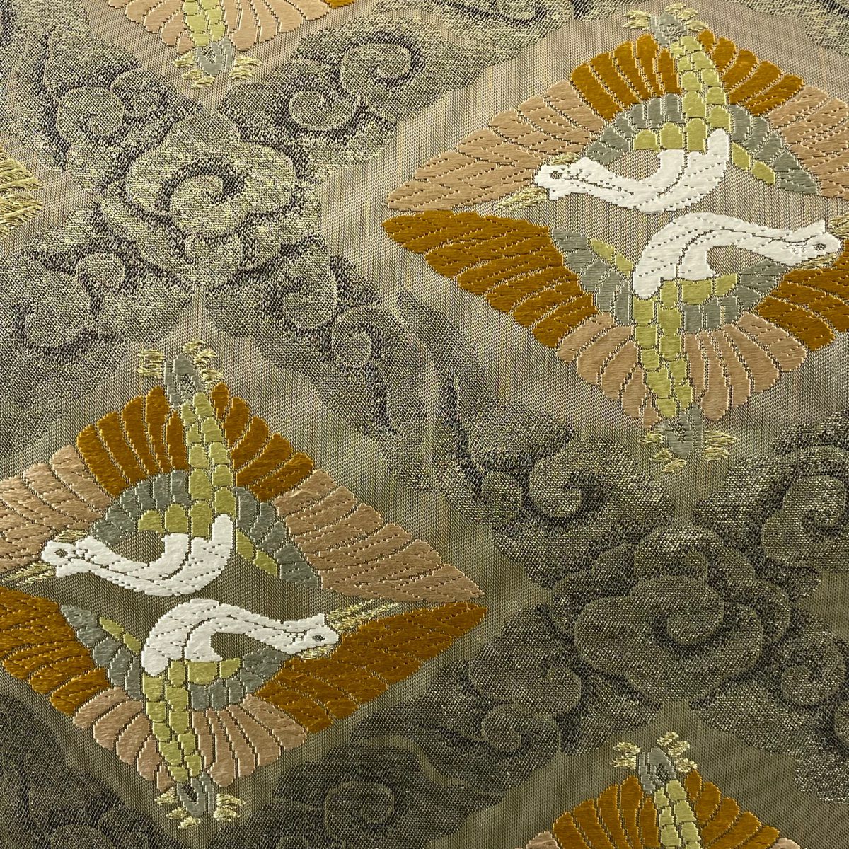 【庫存清倉】 袋帶 美品 逸品級 關西仕立 雛仙鶴 雲紋 刺繡 金金箔 灰茶 六通 純蠶絲