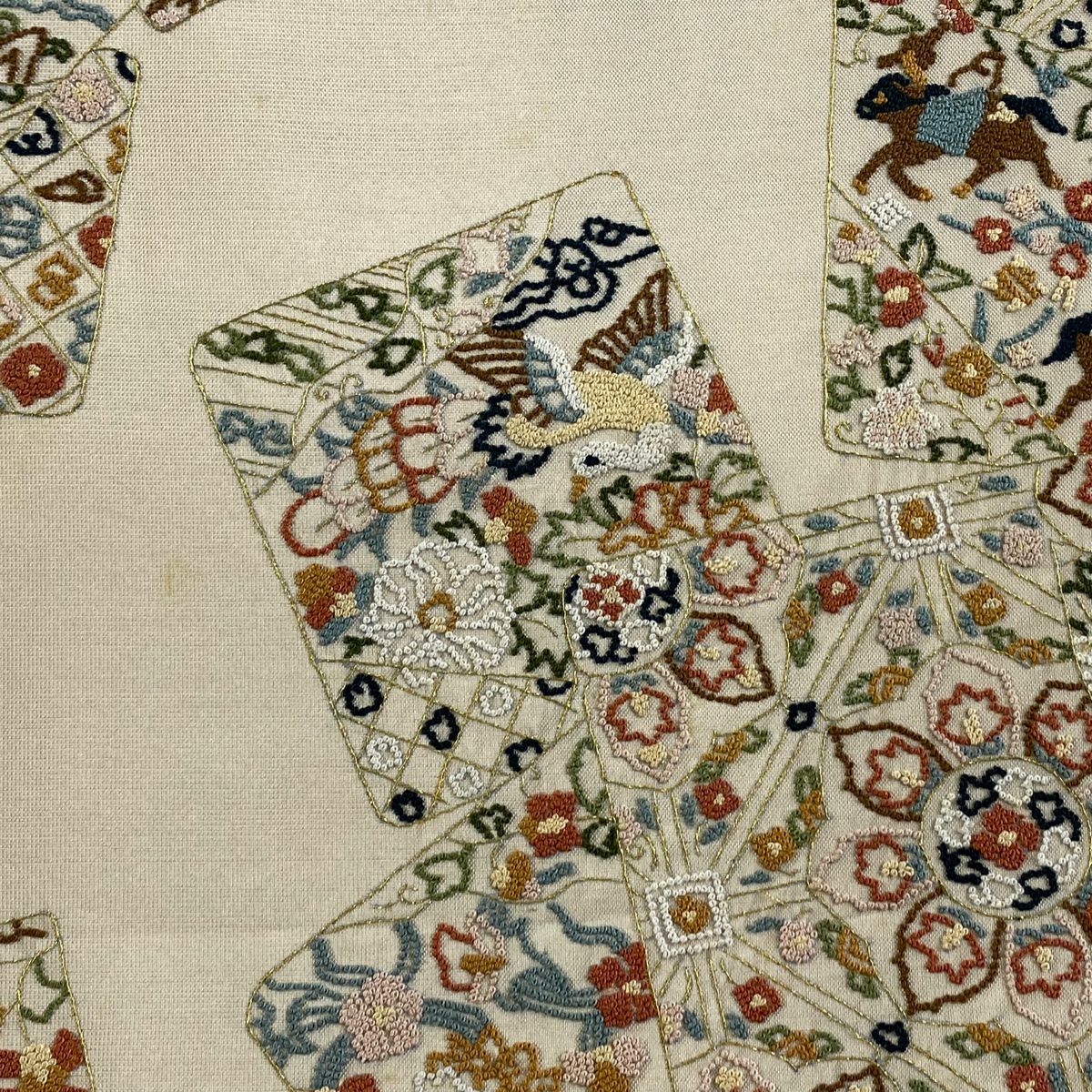 【庫存清倉】 袋帶 逸品級 色紙 動物 金絲 相良刺繡 米色 大鼓圖案 純蠶絲
