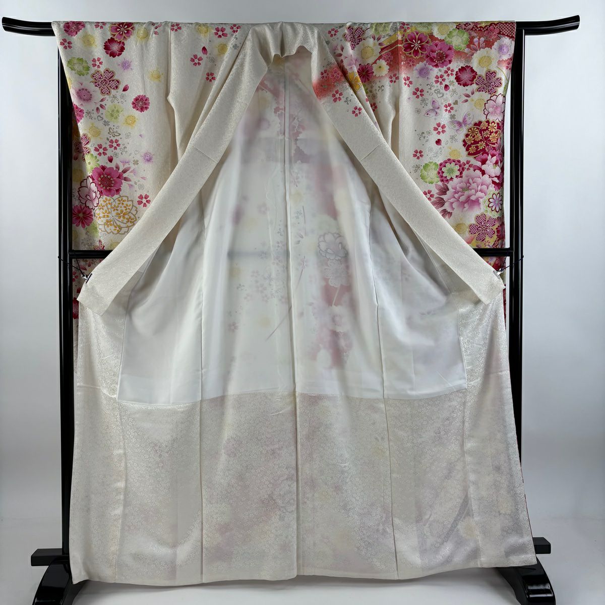 【庫存清倉】振袖禮服 身長165.5cm 袖長65.5cm M 雙層 牡丹 草花紋紋 金通 金銀彩 奶油色 純蠶絲 逸品級