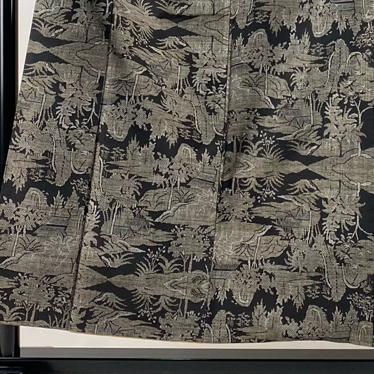【庫存清倉】 紬織 身長154.5cm 袖長63cm S 雙層 家屋 樹木 墨 黑 純蠶絲 名品級