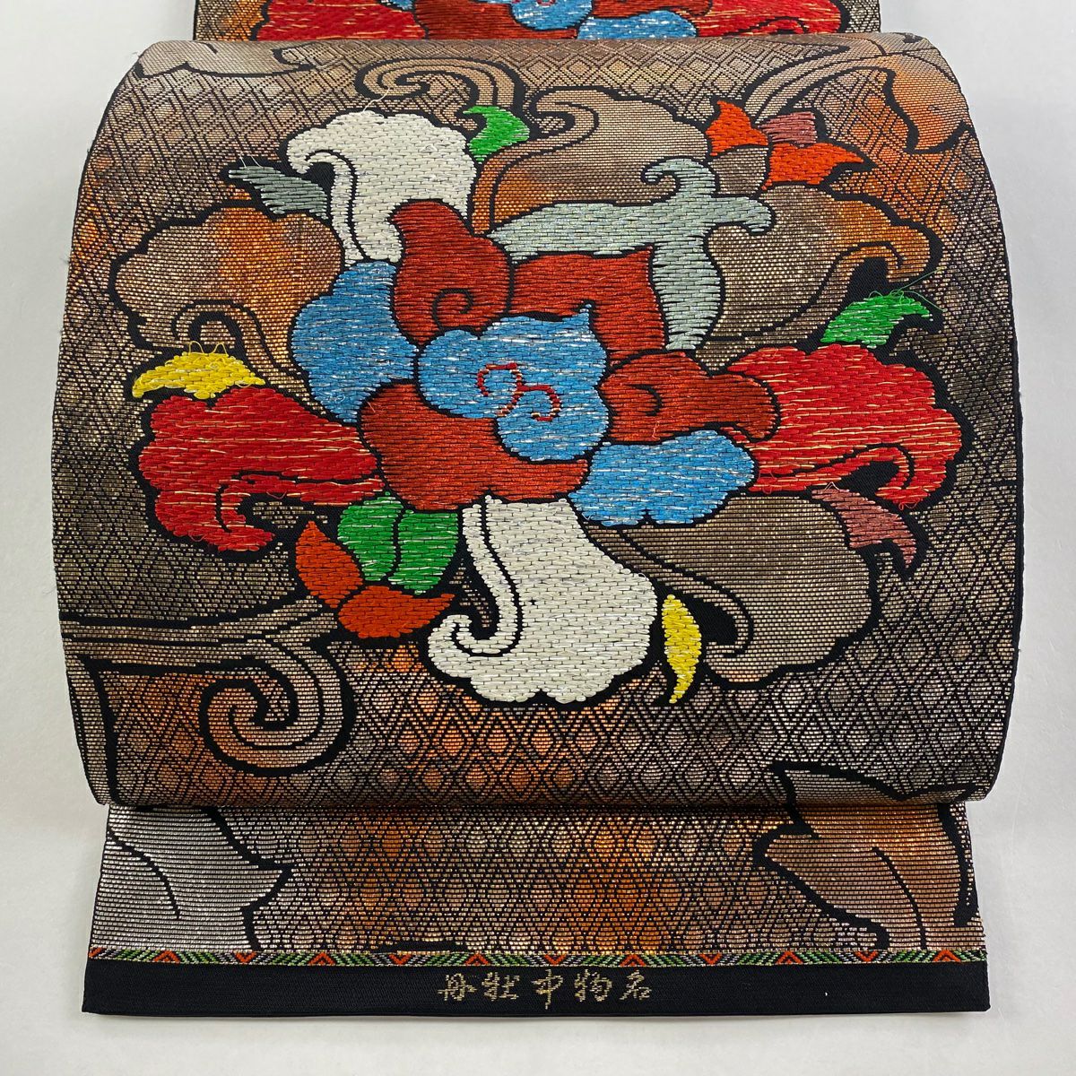 【庫存清倉】 袋帶 優品級 關西仕立 花唐草紋 菱形 刺繡 金金箔 灰茶 六通 純蠶絲