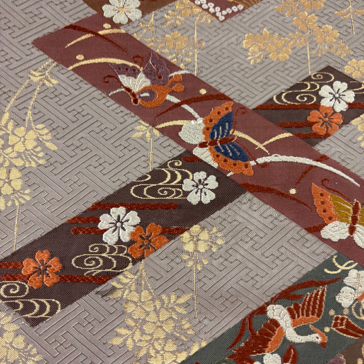 【庫存清倉】 袋帶 美品 秀品級 草花紋 鳥 刺繡 金金箔 灰茶 六通 純蠶絲
