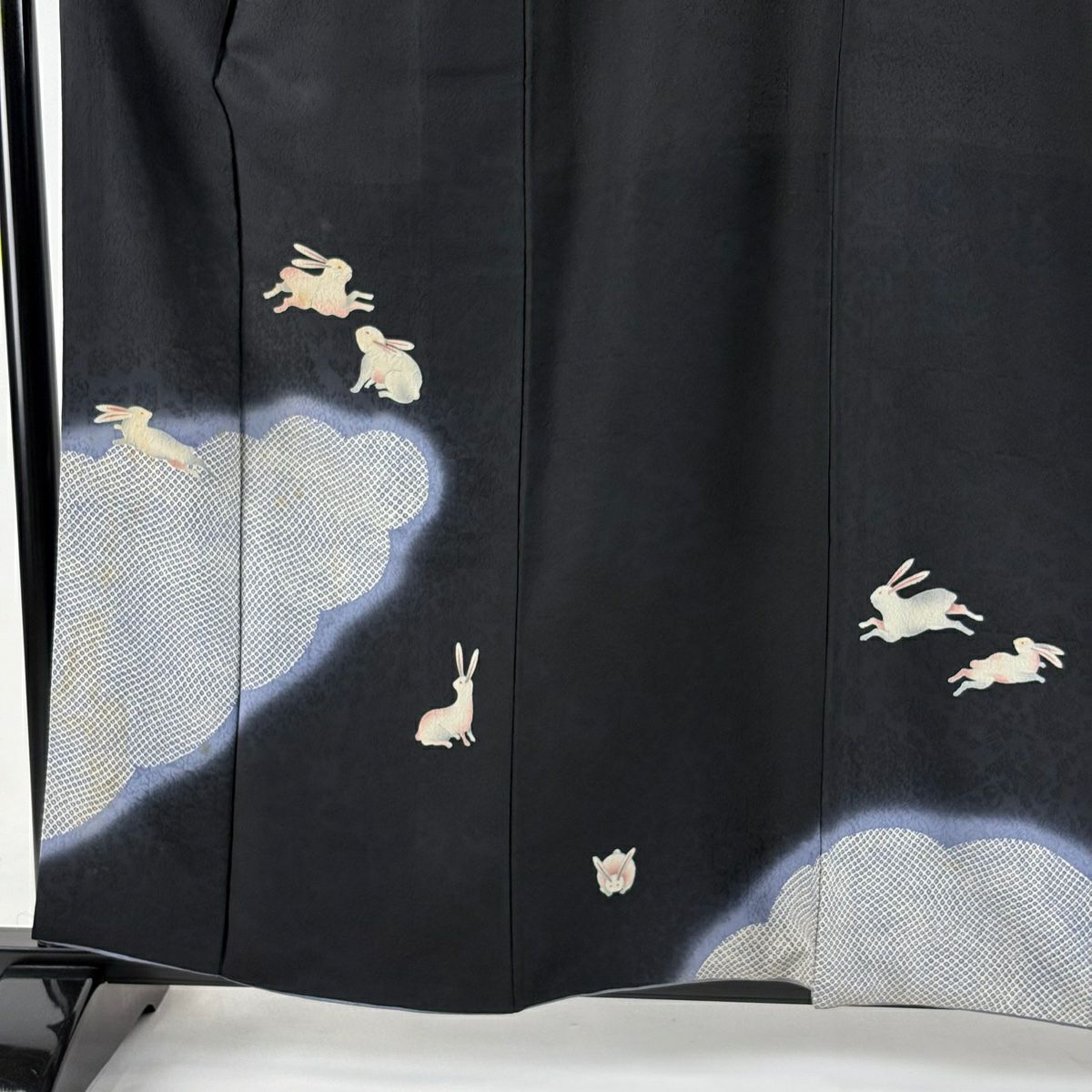 付下 身長159cm 袖長64.5cm M 雙層 有落款 兔子 雲紋 漸層 黑色 純蠶絲 逸品級