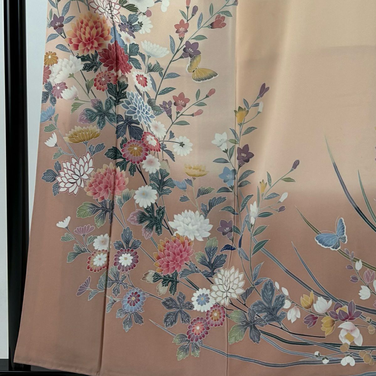 訪問服 身長159cm 袖長64cm M 雙層 落款あり 蝶 菊花 漸變 淡粉色 純蠶絲 名品級