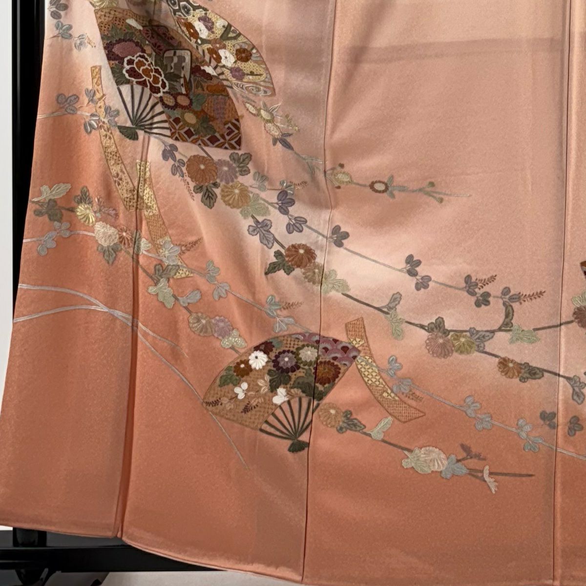 訪問服 身長163cm 袖長67cm M 雙層 扇子 御所車 刺繡 金糸 鮭粉色 純蠶絲 秀品級 一つ紋