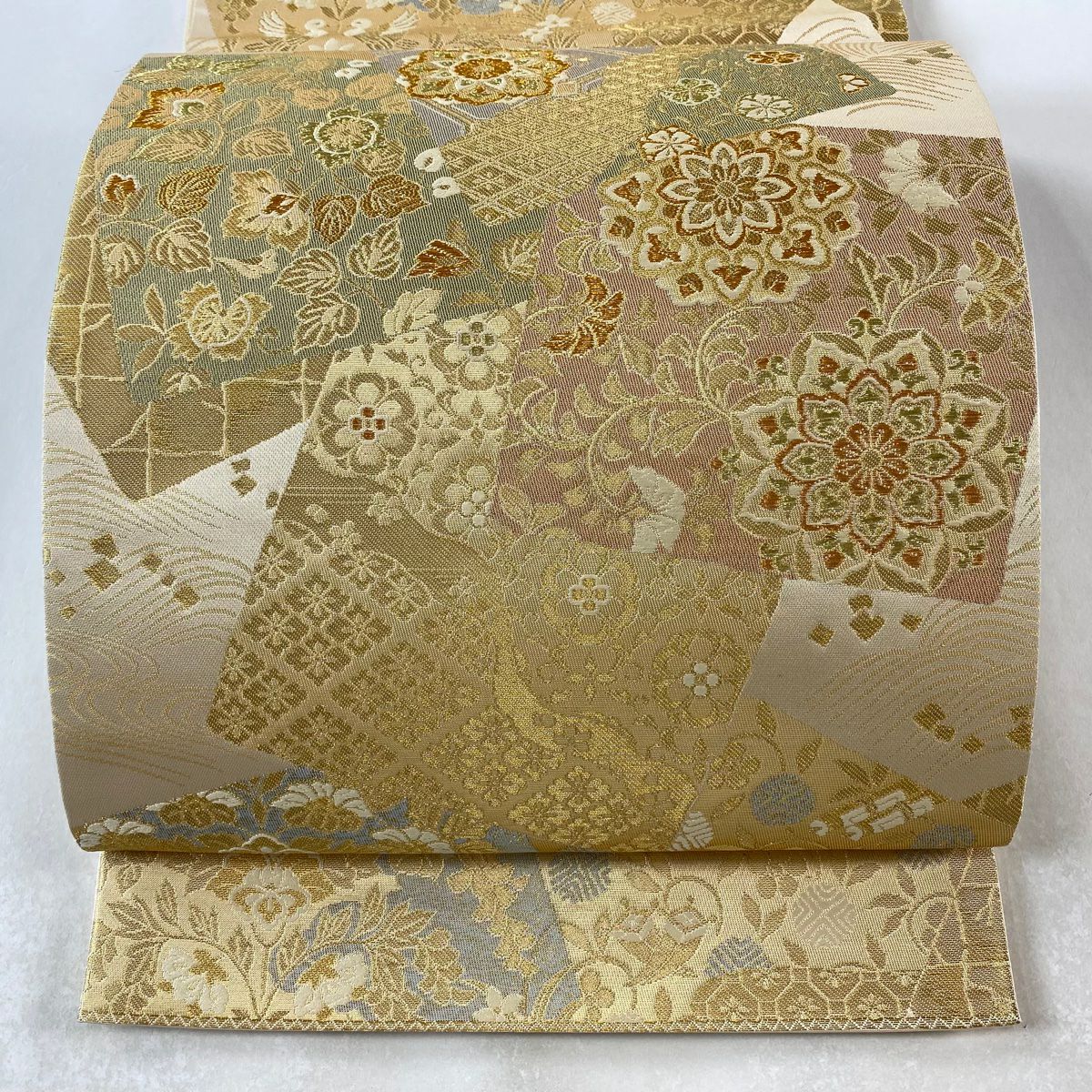 袋帶 秀品級 關西仕立 單層 草花紋紋 金糸 金金箔 米色 六通 純蠶絲
