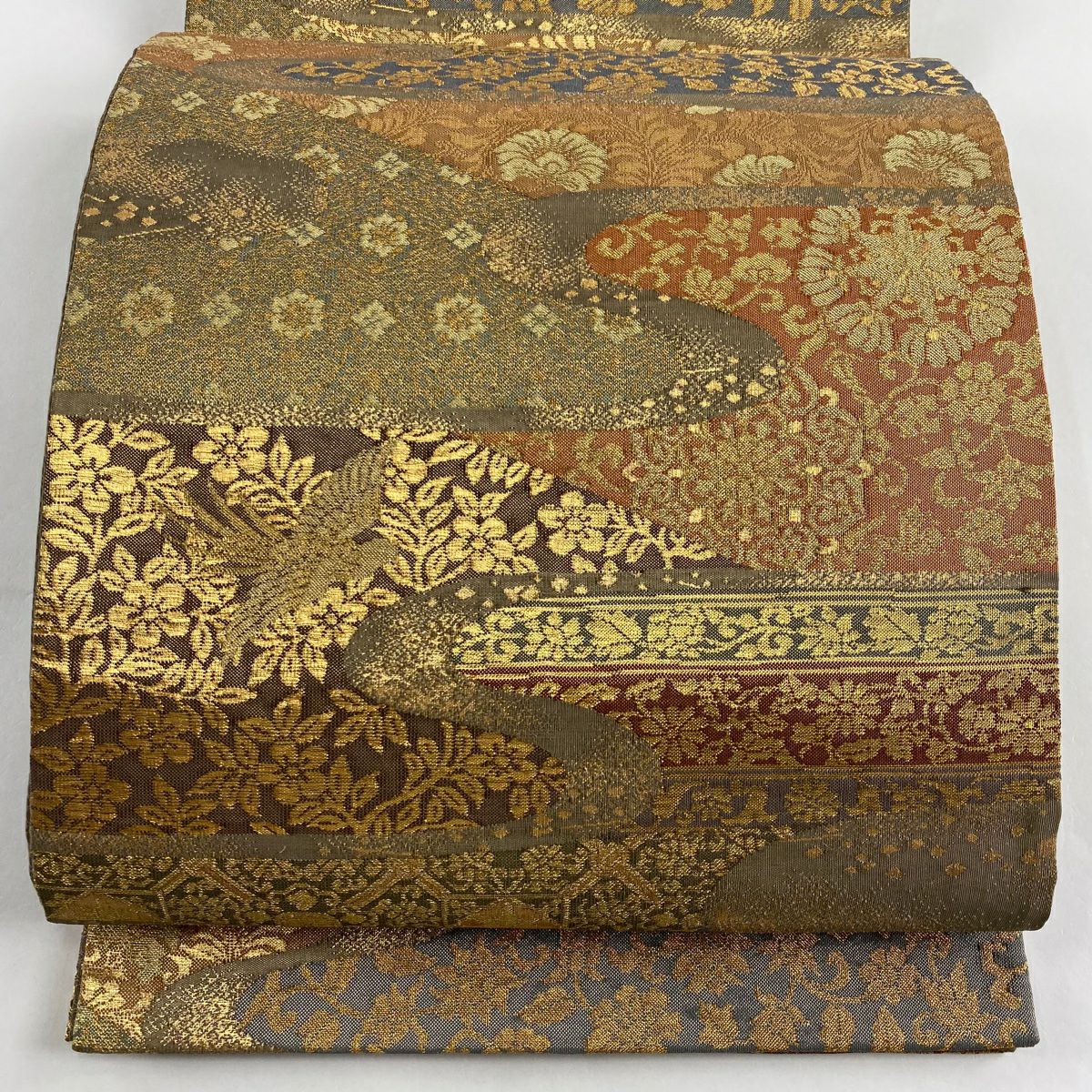 袋帶 美品 秀品級 花唐草紋 霞 金絲 金金箔 金茶 六通 純蠶絲