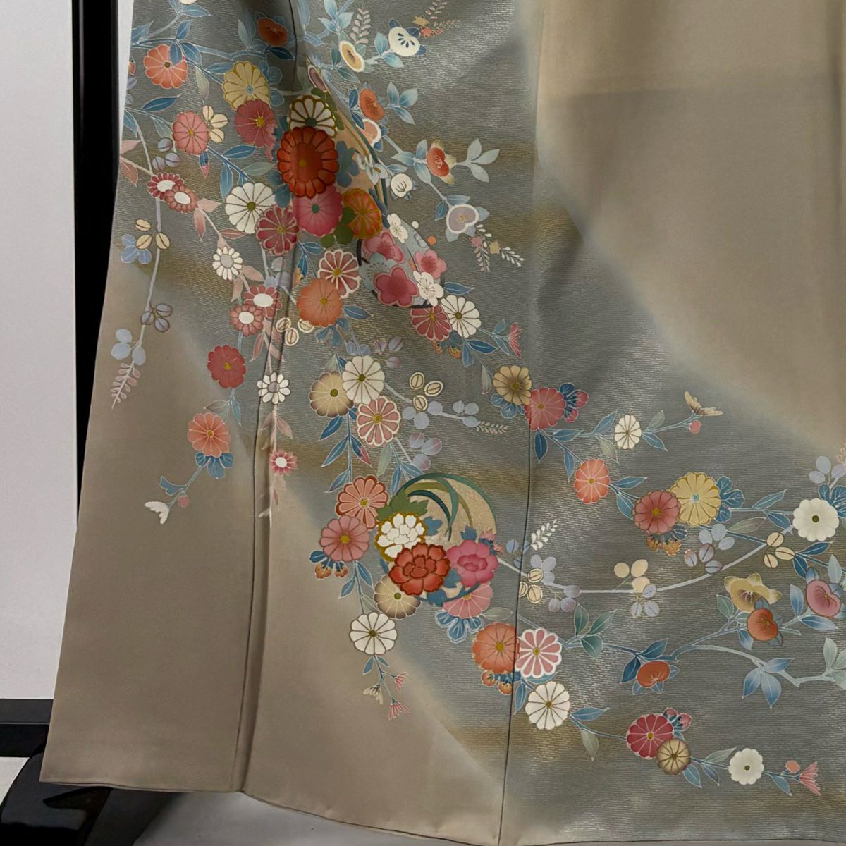 訪問服 身長165.5cm 袖長65cm M 雙層 百貫達雄 落款あり 菊花 橘花 金銀彩 淺茶 純蠶絲 名品級
