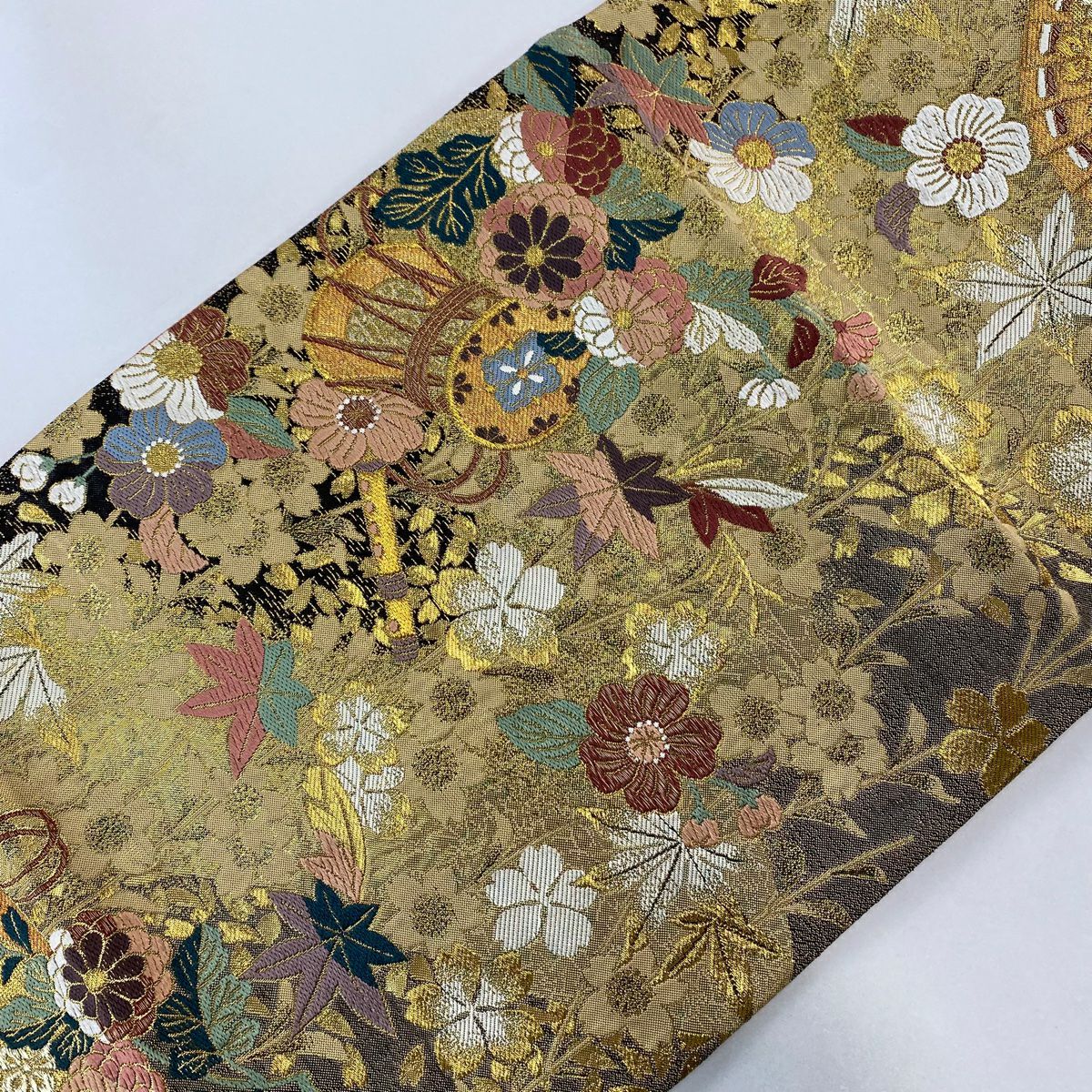 袋帶 美品 秀品級 草花紋紋 鼓 金絲 金金箔 金色 六通 純蠶絲