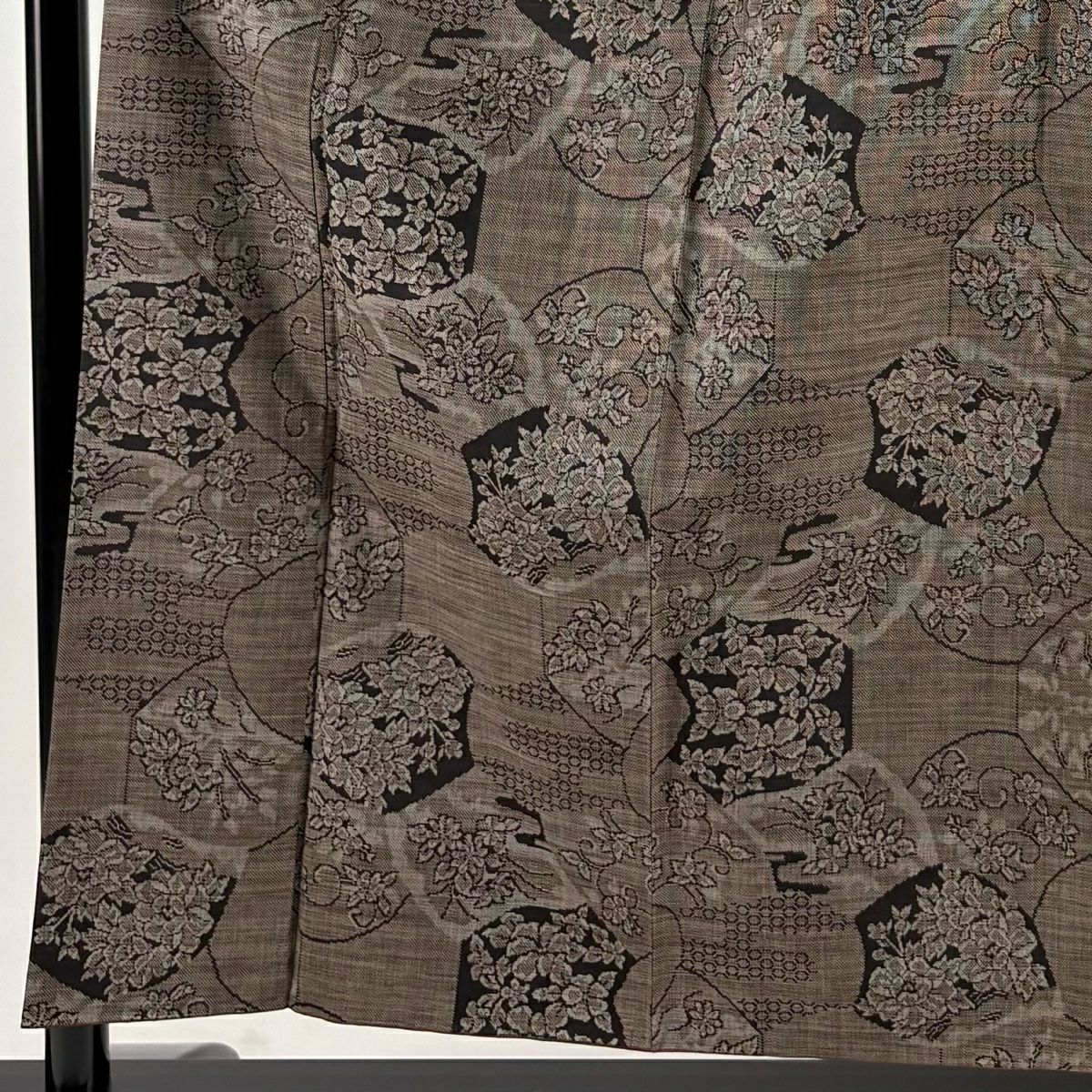 【美品】 紬織 身長157cm 袖長64cm M 雙層 花唐草紋 寄せ紋 焦茶 純蠶絲 秀品級