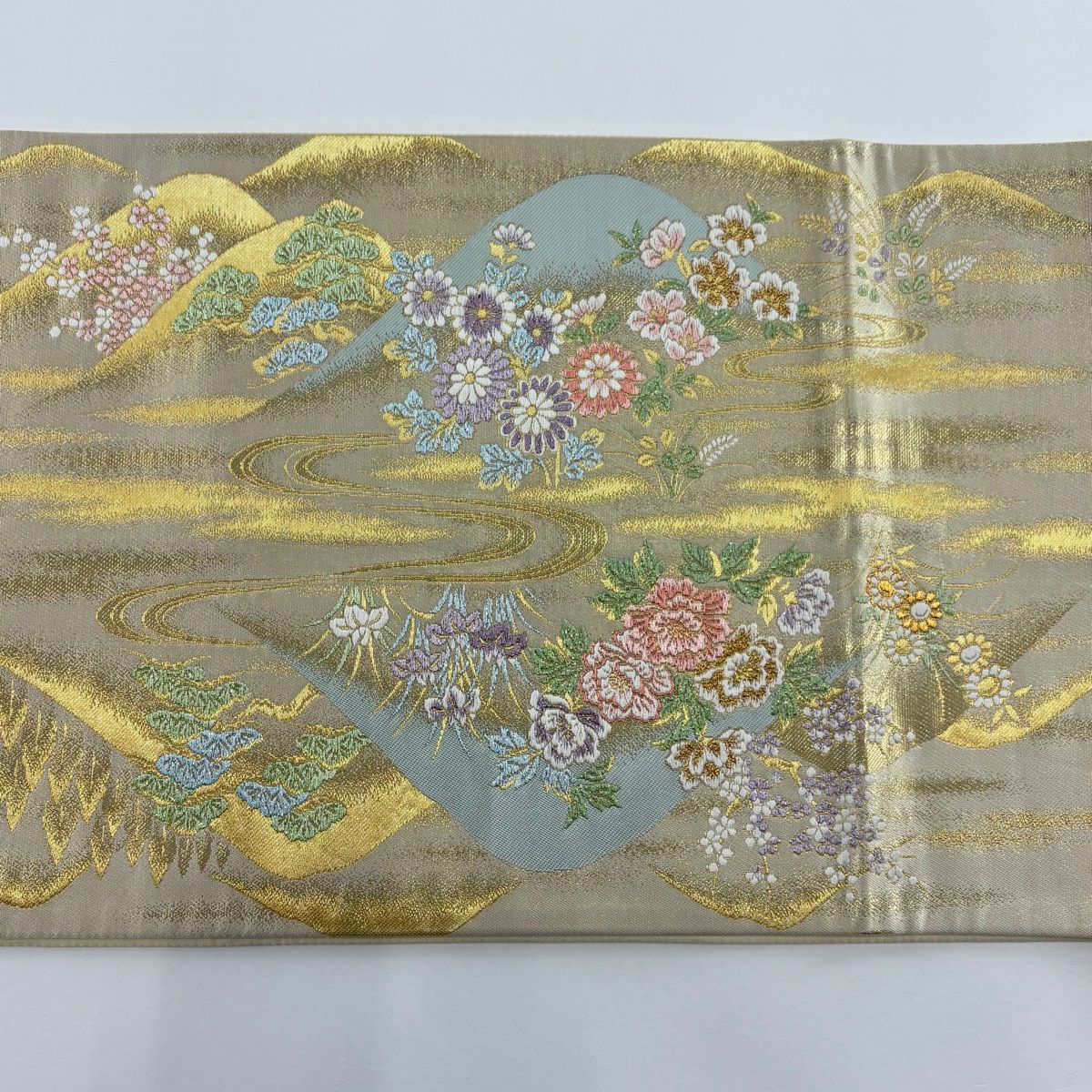 袋帶 美品 秀品級 山水花的彩 草花紋 流水 金絲 金金箔 米色 六通 純蠶絲