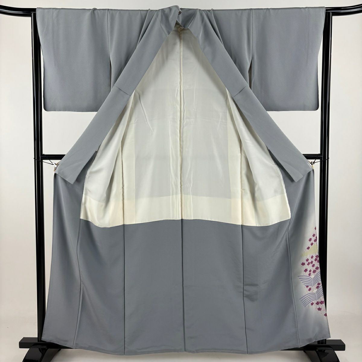 【庫存清倉】 留袖禮服禮服 身長159.5cm 袖長64.5cm M 雙層 滝泰 落款有 松樹竹子梅花 霞 絞染 刺繡 青灰 純蠶絲 名品級 一つ紋