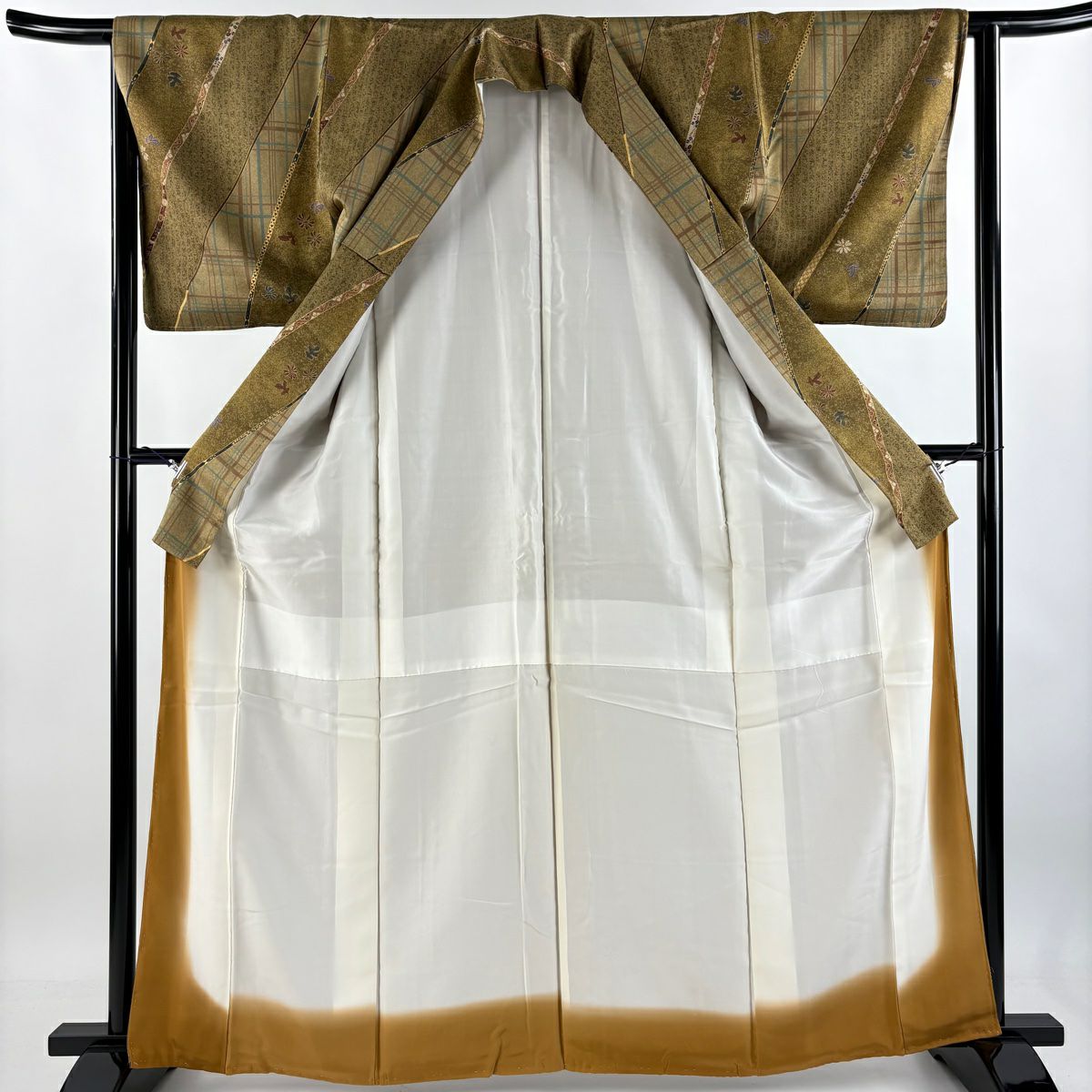 【美品】 小紋 身長165cm 袖長63cm S 雙層 斜紋 草花紋紋 金彩裝飾 山吹茶 純蠶絲 秀品級