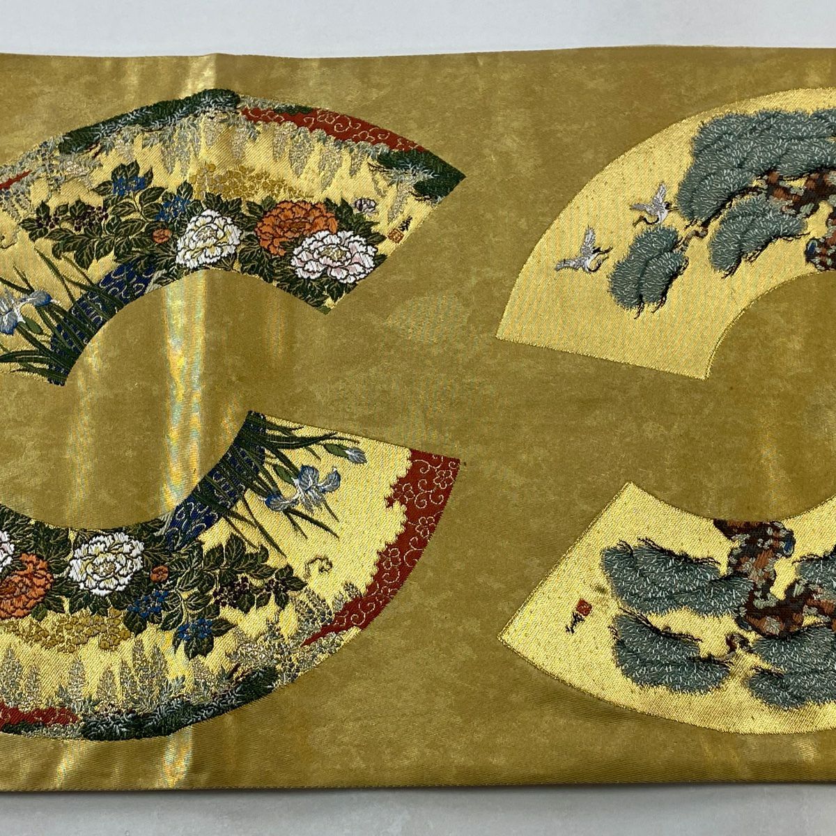 袋帶 美品 秀品級 扇子面 草花紋 金絲 金金箔 金色 大鼓圖案 純蠶絲