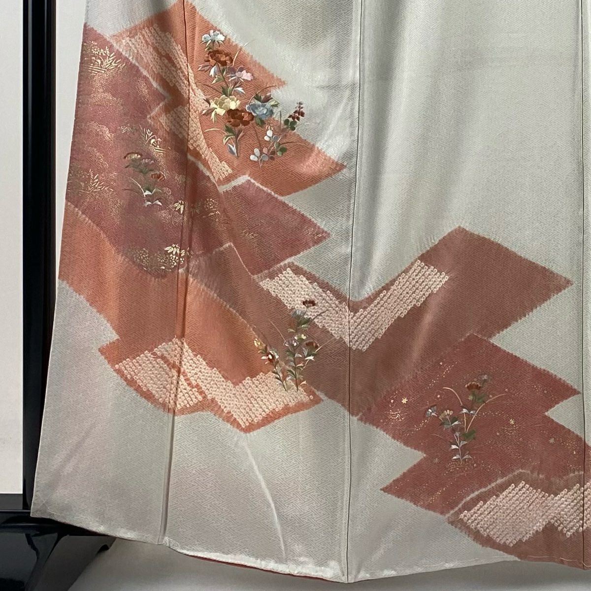 付下 身長161.5cm 袖長63.5cm S 雙層 草花紋紋 片輪車刺繡 絞染 灰白 純蠶絲 美品 優品級