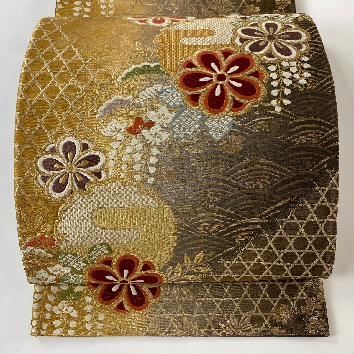 【美品】 袋帶 秀品級 關西仕立 雪輪 草花紋 金糸 金金箔 茶 六通 純蠶絲