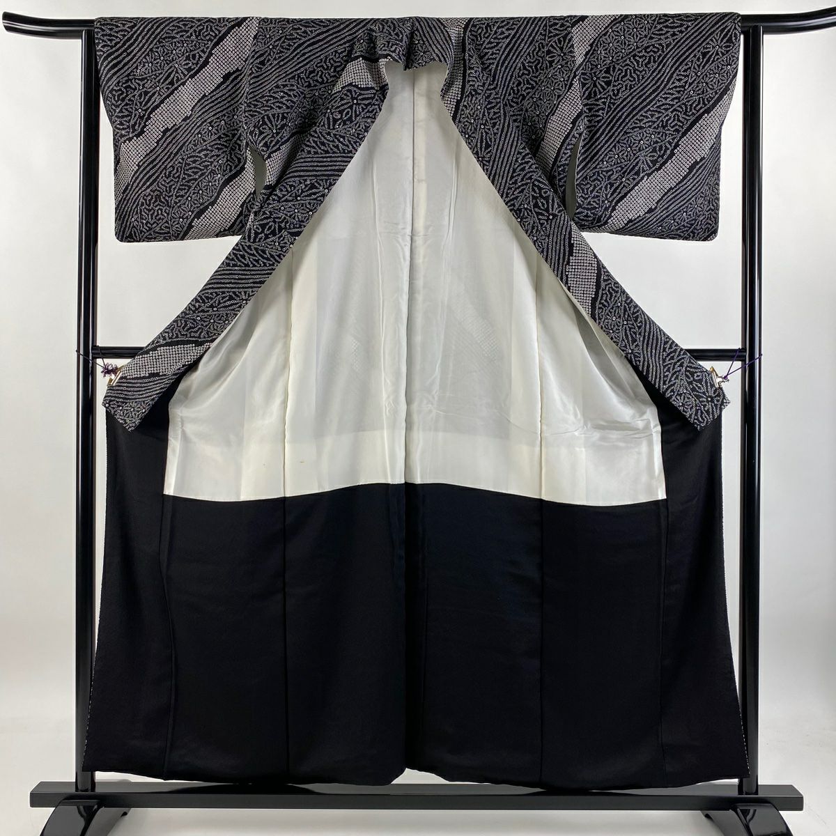 【庫存清倉】 【美品】 小紋 身長156.5cm 袖長63cm S 雙層 花紋 毘沙門龜甲 絞染 黑 純蠶絲 名品級