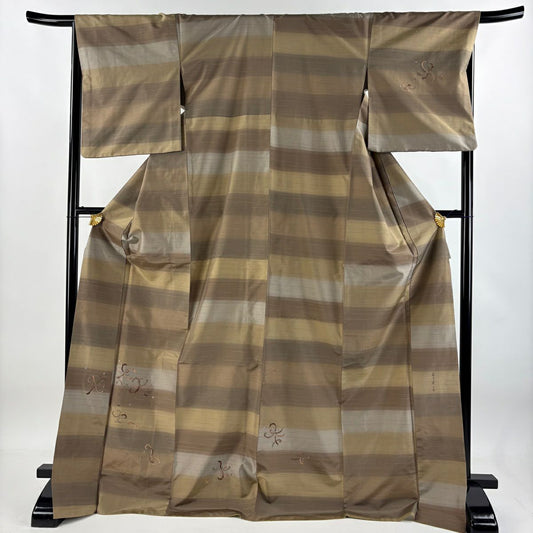 【美品】 付下 身長174cm 袖長66.5cm M 雙層 蒋雪英 紬織織 落款 花橫縞 刺繡 茶 純蠶絲 逸品級