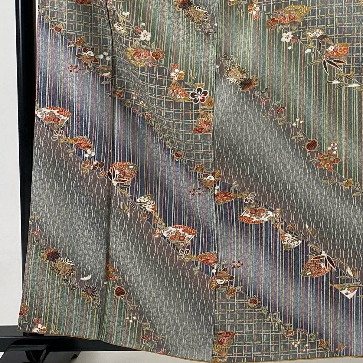 【美品】 小紋 身長160cm 袖長66cm M 雙層 扇子子 枝梅花 金銀彩 灰綠 純蠶絲 優品級