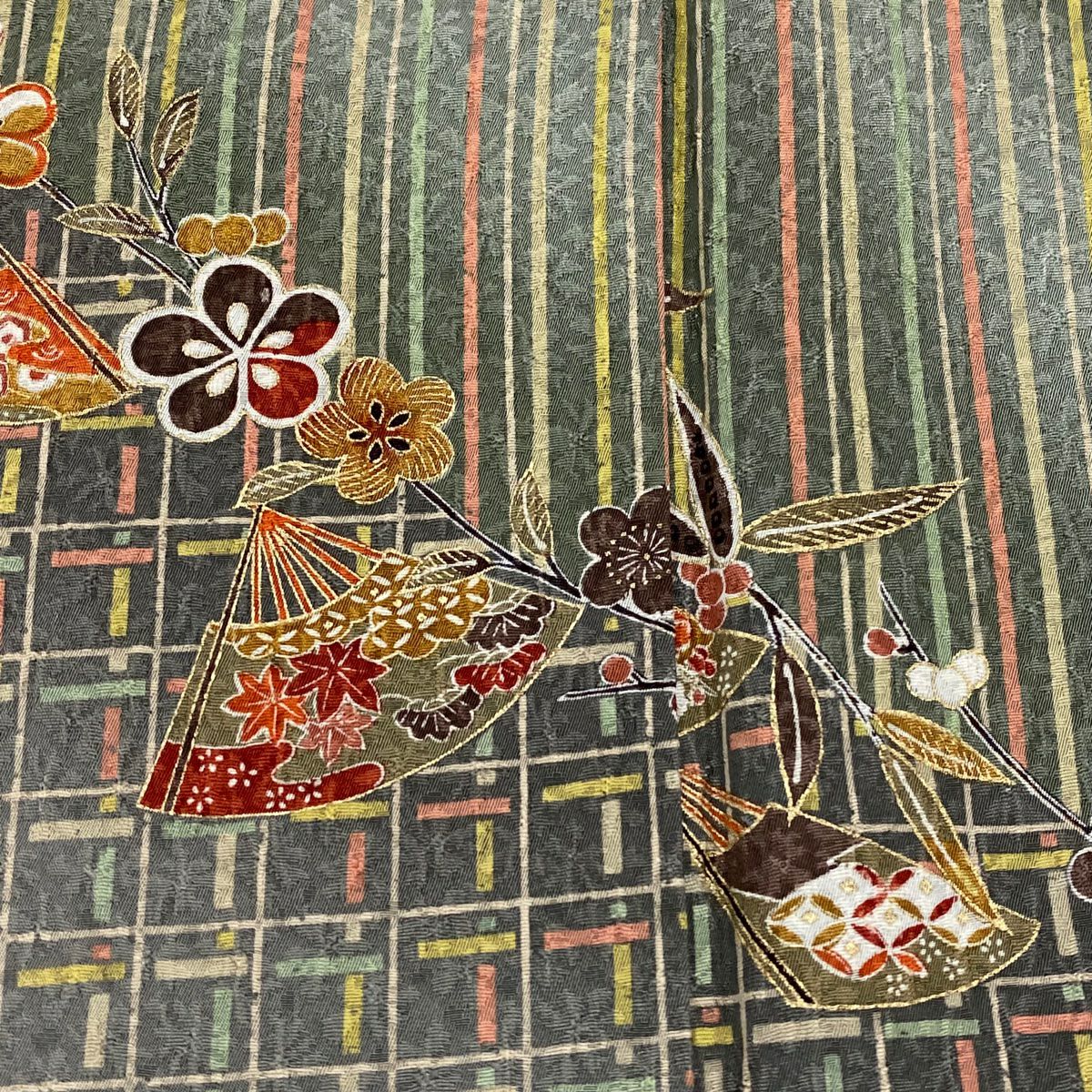 【美品】 小紋 身長160cm 袖長66cm M 雙層 扇子子 枝梅花 金銀彩 灰綠 純蠶絲 優品級