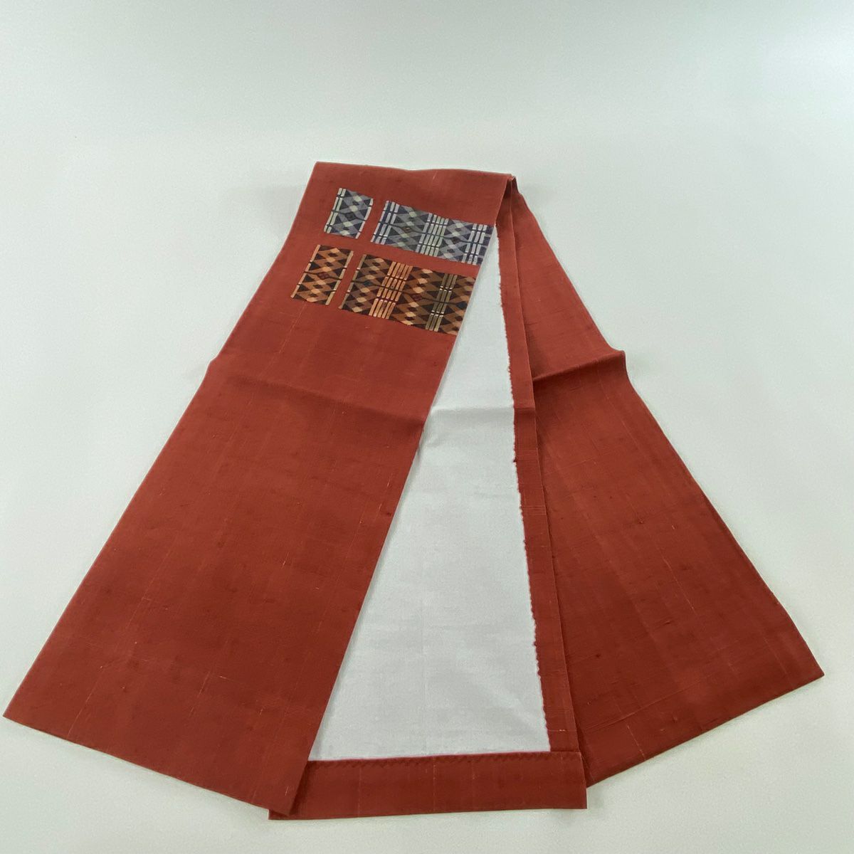 【美品】 開口名古屋帶 優品級 紬織織 菱花 紅茶 純蠶絲