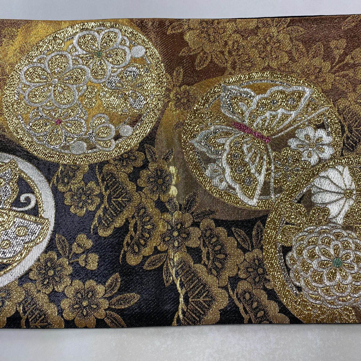 袋帶 秀品級 夢乃里 蝶 草花紋 金金箔 金色 六通 純蠶絲