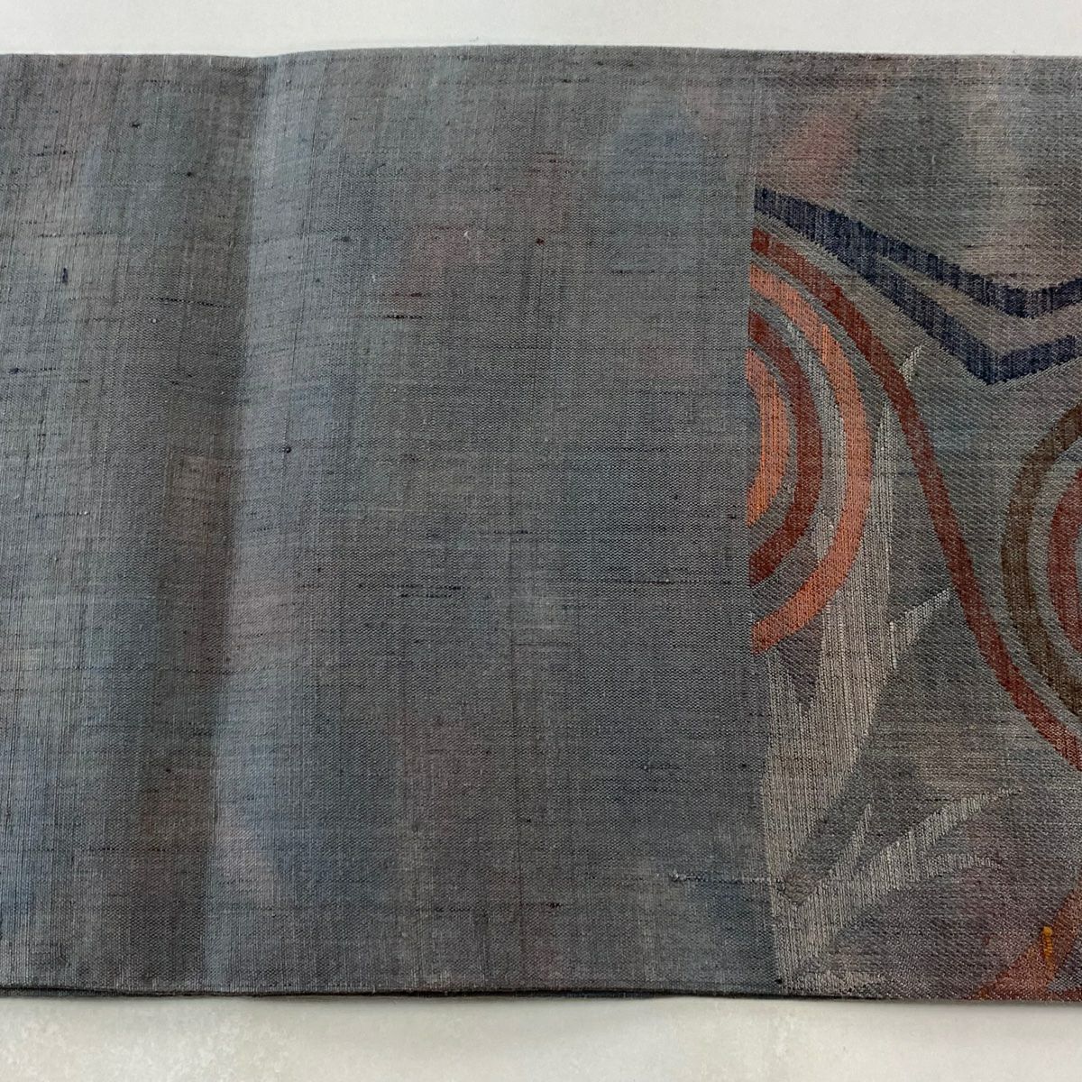 袋帶 美品 秀品級 紬織織 渦卷葉 灰色 六通 純蠶絲