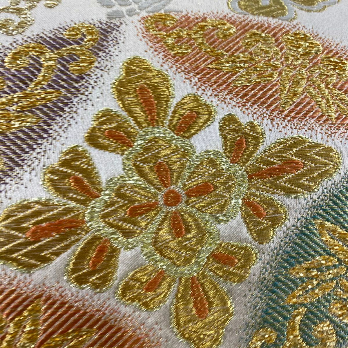 【庫存清倉】 【美品】 袋帶 名品級 關西仕立 七寶 花菱 金絲 金金箔 奶油 六通 純蠶絲