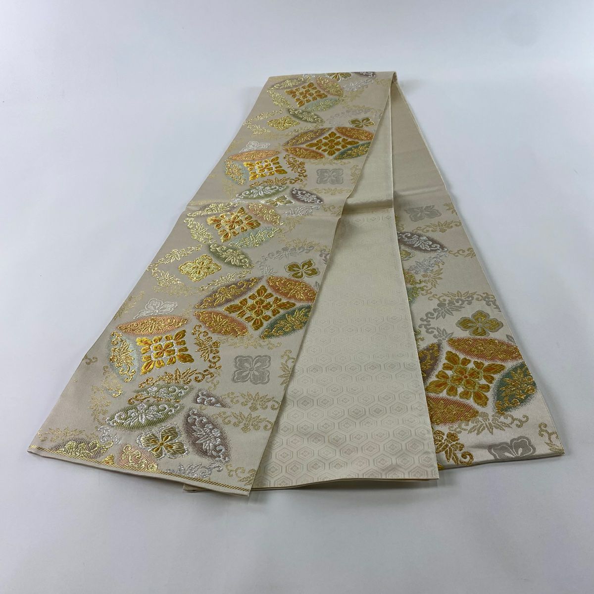 【庫存清倉】 【美品】 袋帶 名品級 關西仕立 七寶 花菱 金絲 金金箔 奶油 六通 純蠶絲