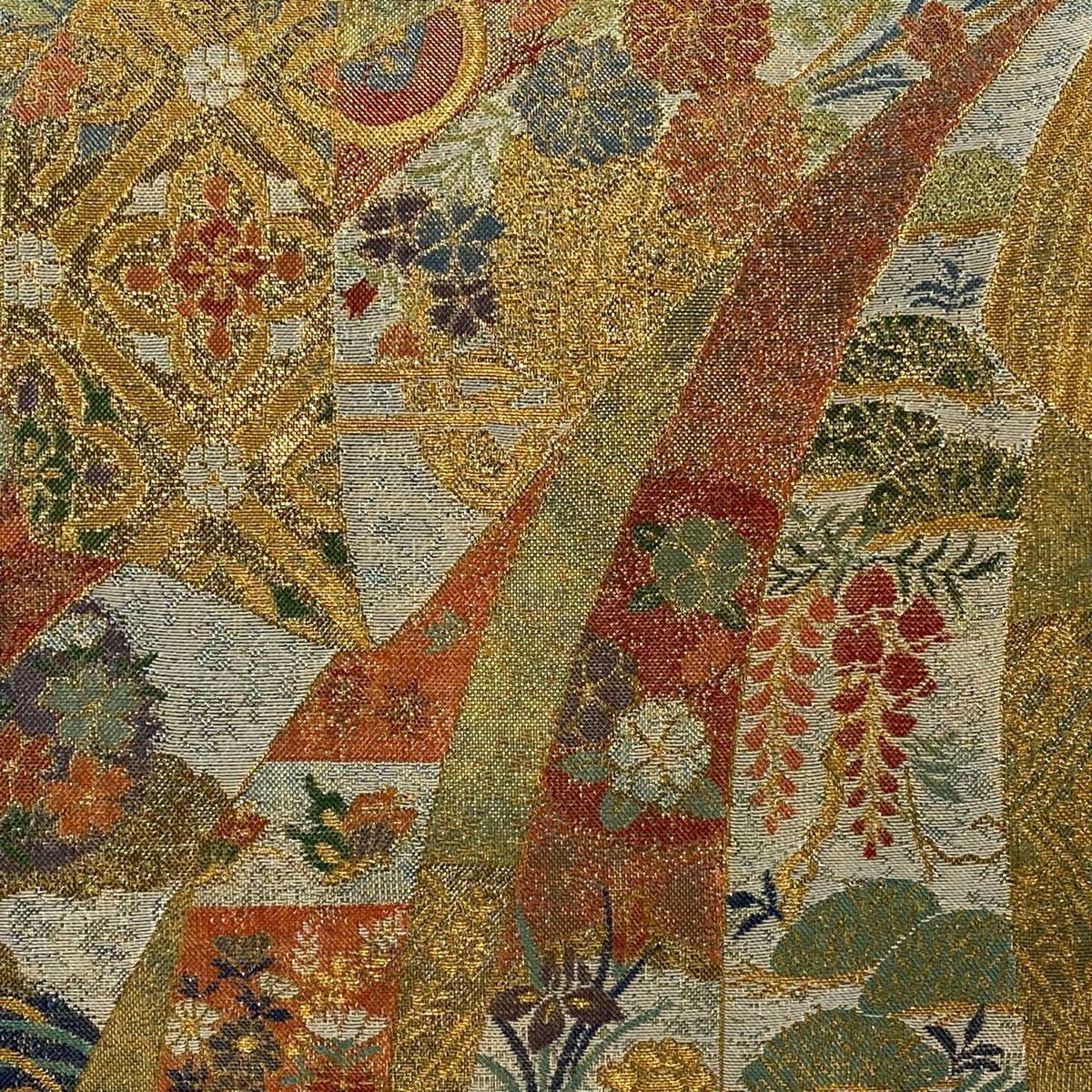 袋帶 美品 逸品級 證書齊全 となみ帶 關西仕立 束捲熨斗紋 草花紋紋 金絲 金金箔 金色 全通 純蠶絲