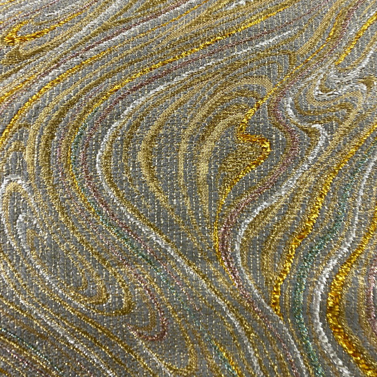 【美品】 袋帶 秀品級 深山溪谷紋樣 拉麵線 金金箔 金色 六通 純蠶絲