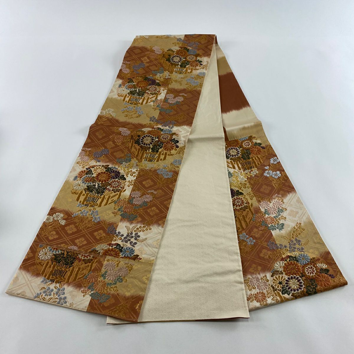 【美品】 袋帶 秀品級 關西仕立 秋草 花菱 刺繡 金線 紅茶 六通 純蠶絲