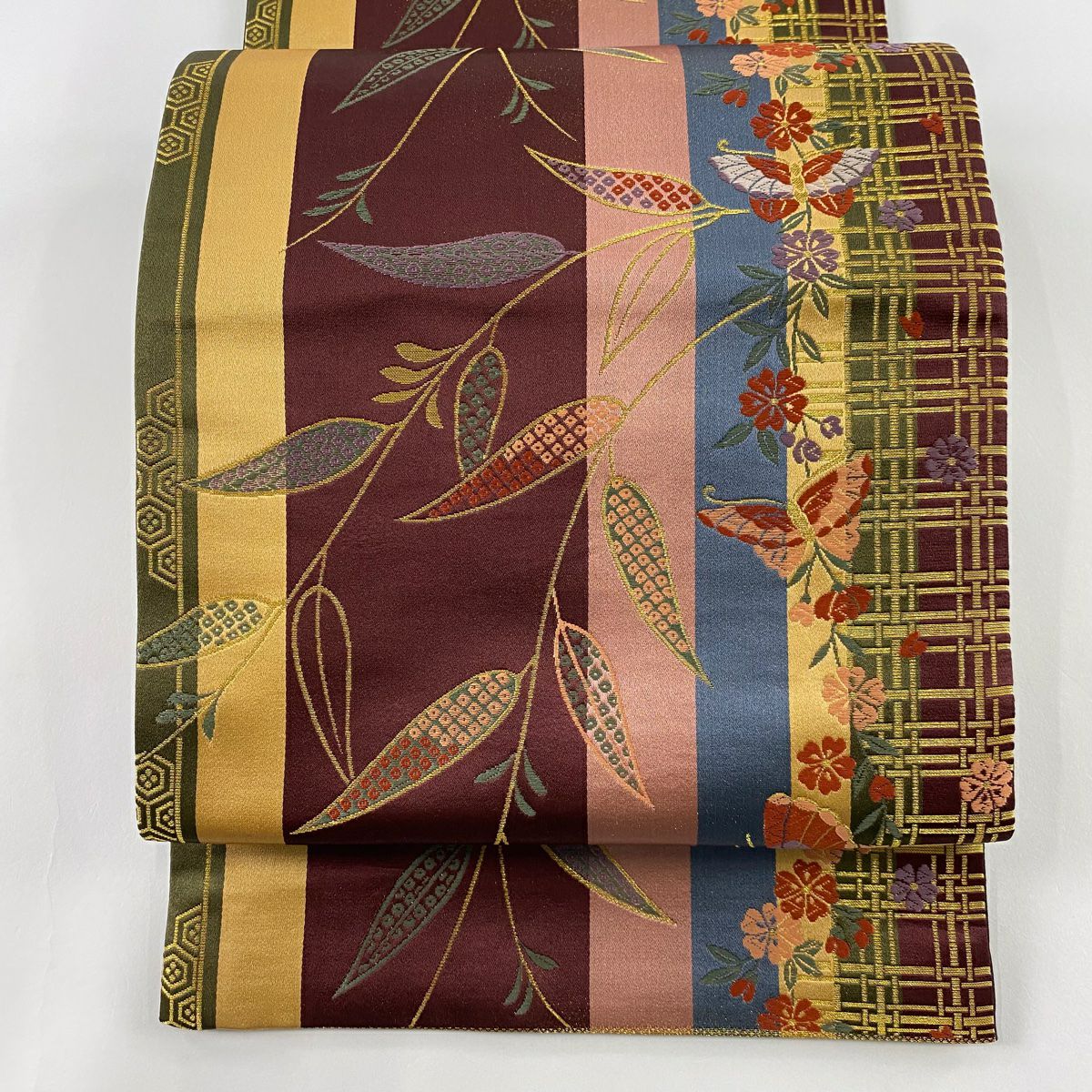 【美品】 袋帶 秀品級 葉柄 花蝶 金絲 茶紫 六通 純蠶絲