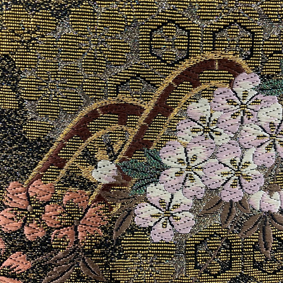 【美品】 袋帶 秀品級 御所車 源氏車 刺繡 金絲 金 六通 純蠶絲
