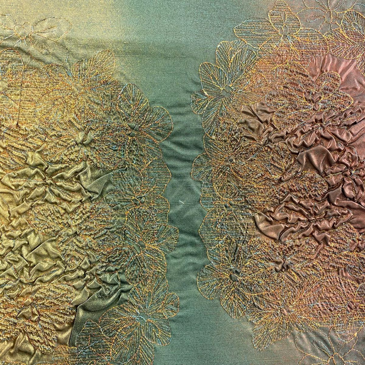 【美品】 袋帶 秀品級 草花紋刺繡 金線 綠色 大鼓圖案 純蠶絲