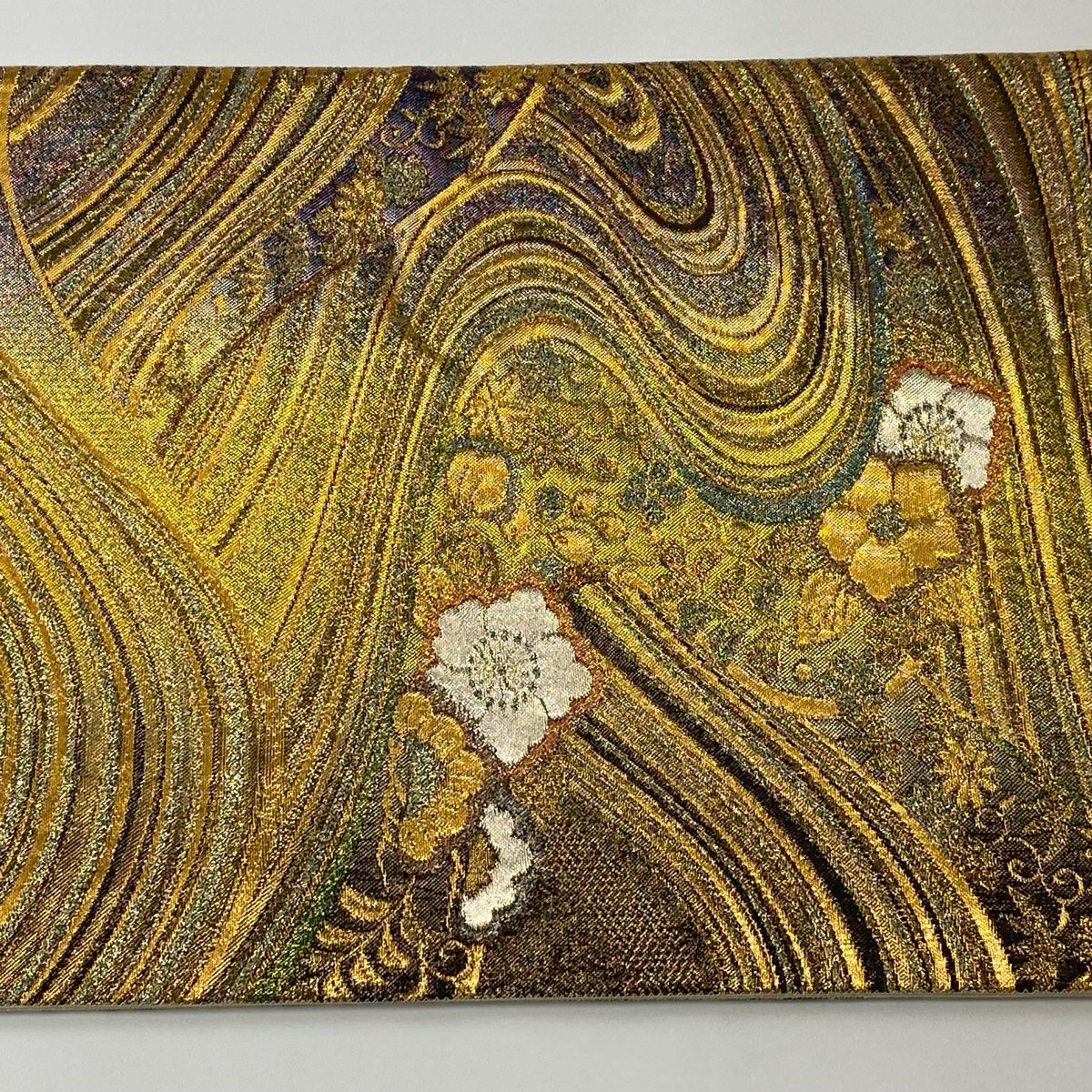【美品】 袋帶 秀品級 草花紋紋 波 金絲 金金箔 金色 六通 純蠶絲