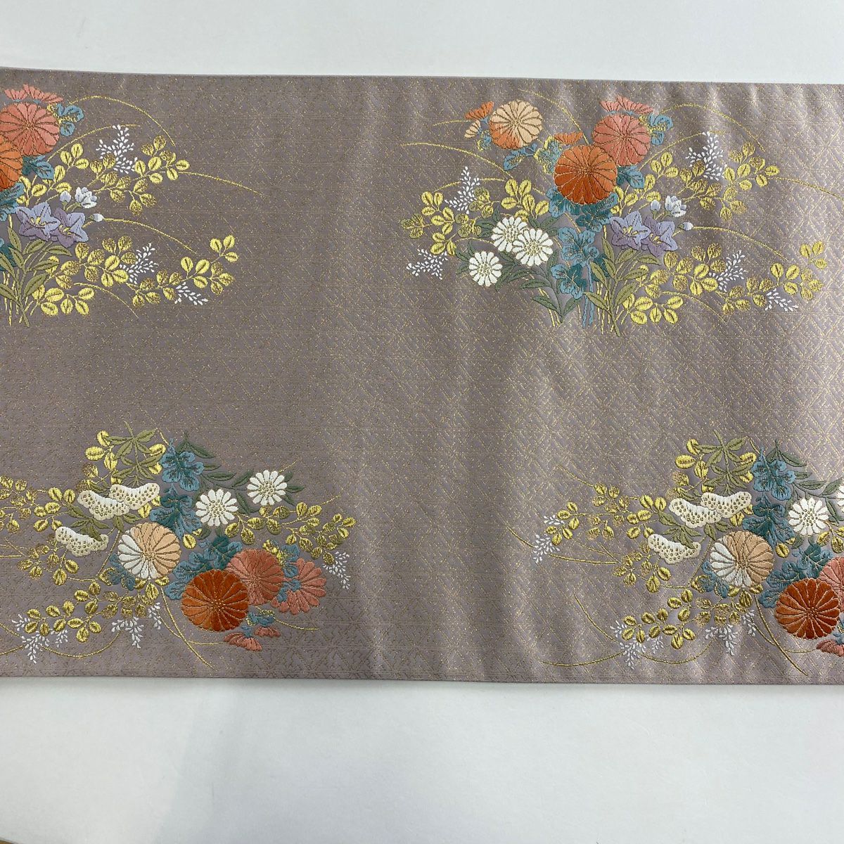 【美品】 袋帶 秀品級 和樂器 秋草 金金箔 金絲 米色 大鼓圖案 純蠶絲