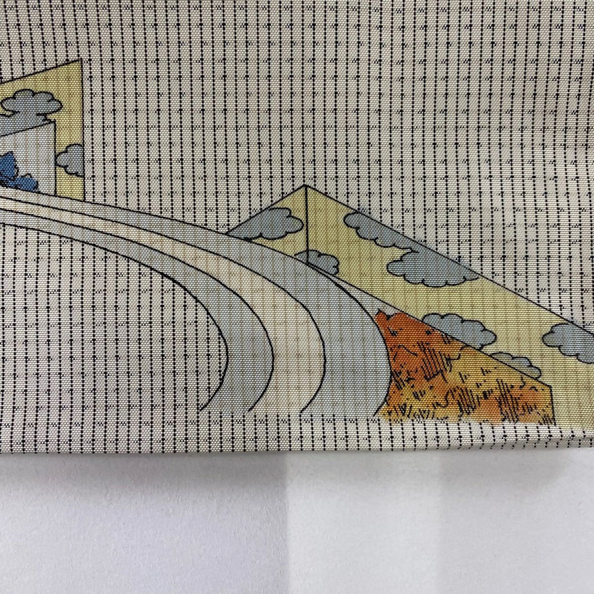 【美品】 袋帶 秀品級 屏風 城風景 灰白 全通 純蠶絲